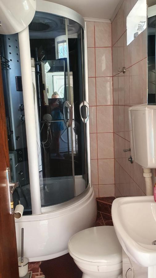 Apartment Julian كاميناري المظهر الخارجي الصورة