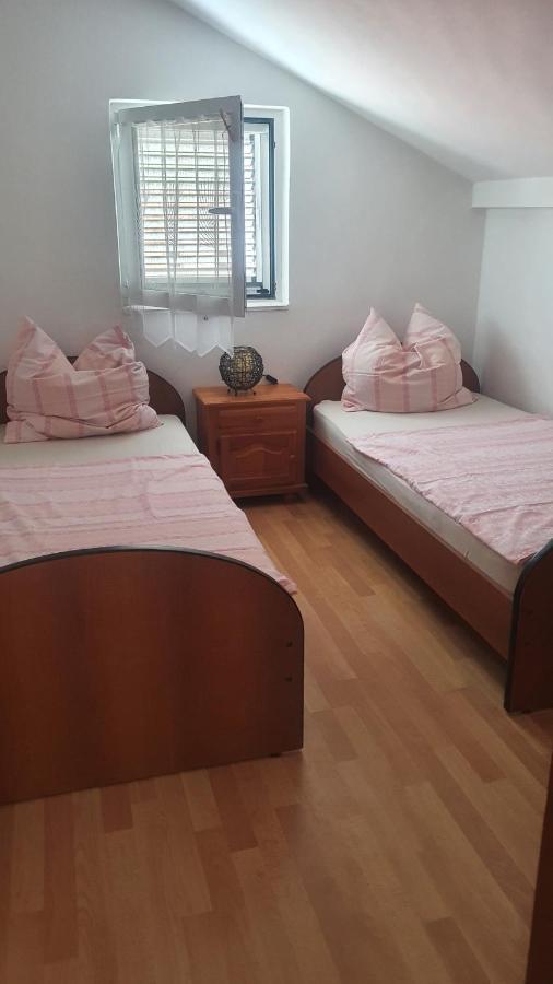 Apartment Julian كاميناري المظهر الخارجي الصورة